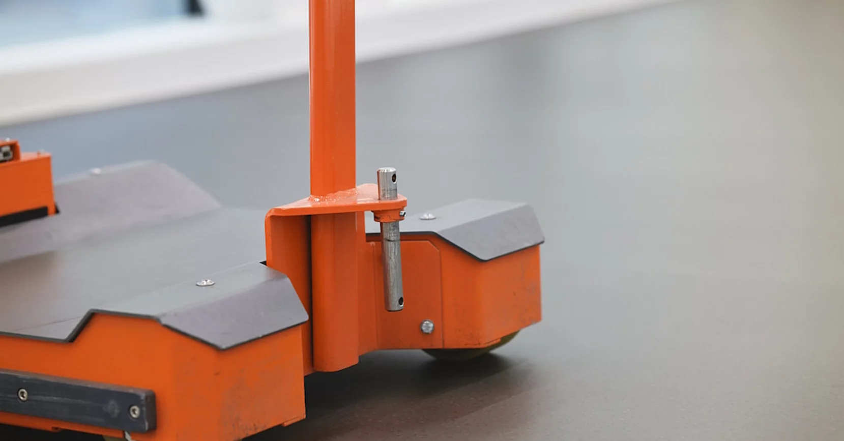 Elektroschlepper SURF